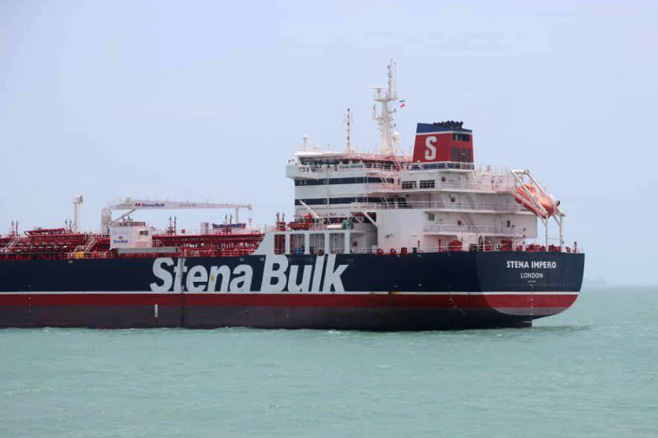  Iran's Revolutionary Guard launched a gunboat and helicopter raid on the Stena Impero (photos released by Iran today)