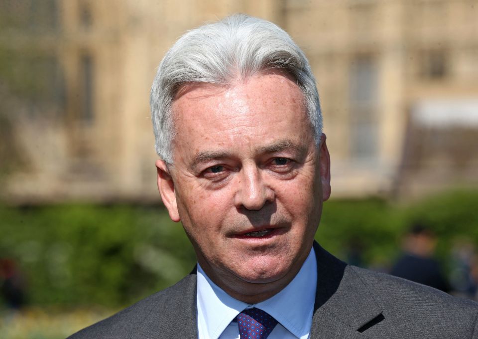  Alan Duncan quit this morning as a minister