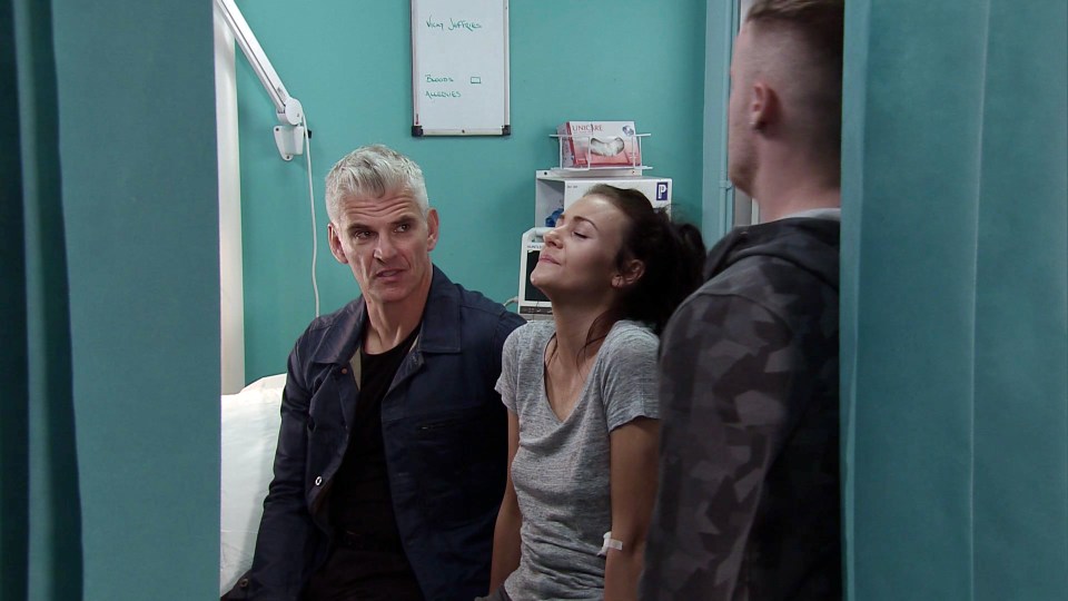  Vicky is rushed to hospital as Robert fears for the safety of his baby