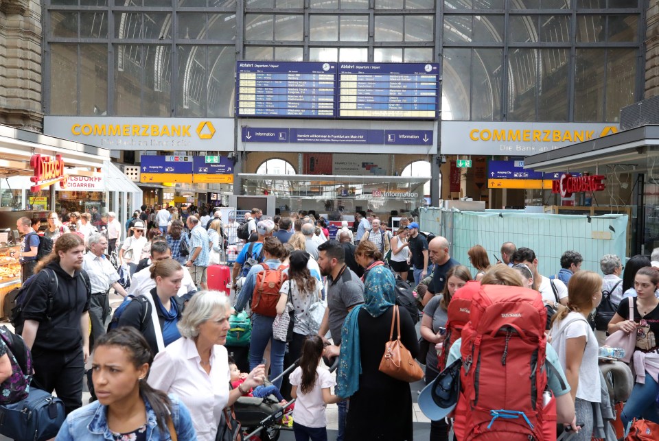  Chaos ensued at Frankfurt's central station on Monday morning