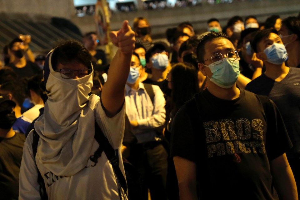  Hong Kong lawmaker Kwok Ka-ki told reporters that prosecution of protesters and use of police force will only make the situation worse