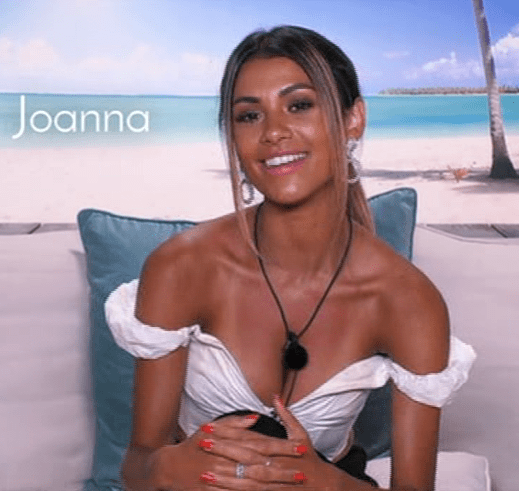  New girl Joanna beams after getting with Michael