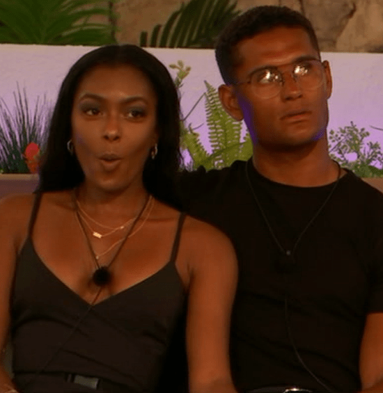  Jourdan gasps after hearing Curtis' speech about having doubts over Amy Hart