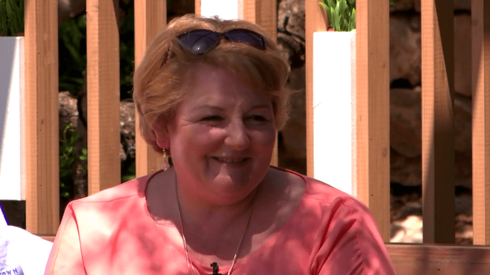 Maura’s mum could barely summon up a compliment to Curtis