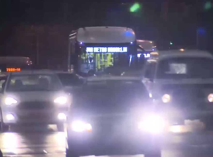  Drivers in Sao Paulo had to put their car headlights on during the afternoon