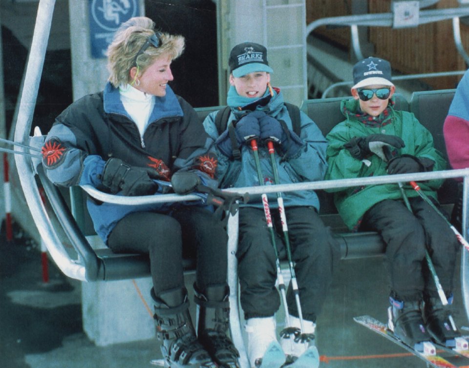  Diana and her kids were captured hitting the slopes in Lech, Austria, in March 1994