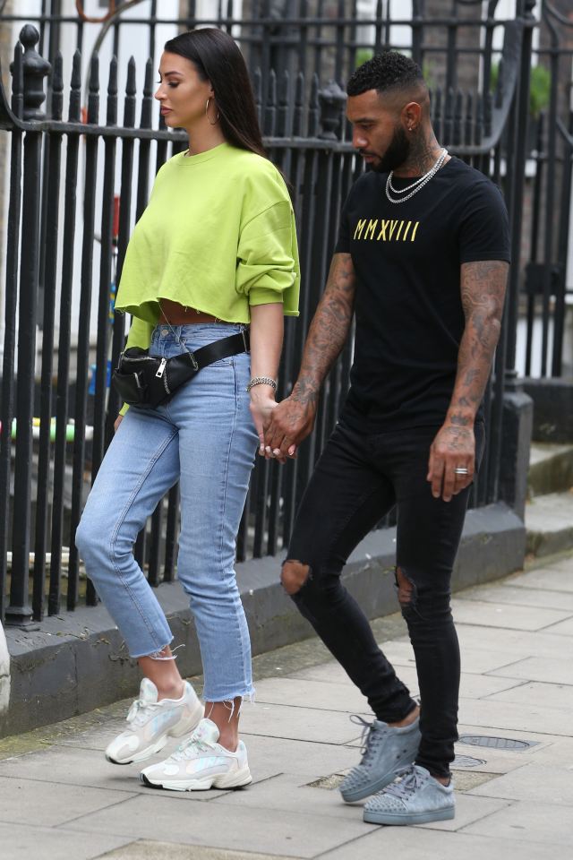  Alice and Jermaine hand in hand on their way to couples therapy with the dating agents