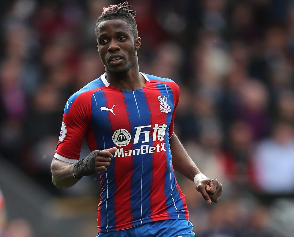  Wilfried Zaha will be offered huge wages to agree to force a move to Everton