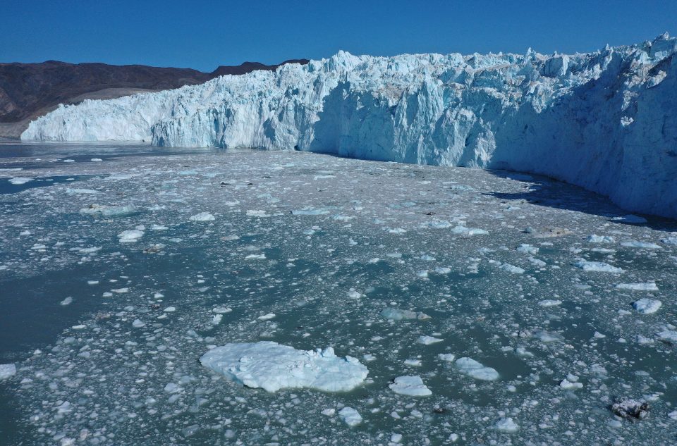  Lots of the ice sheet has broken off into the sea