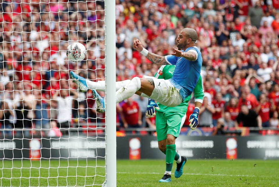  Kyle Walker pulled off an extraordinary goal line clearance