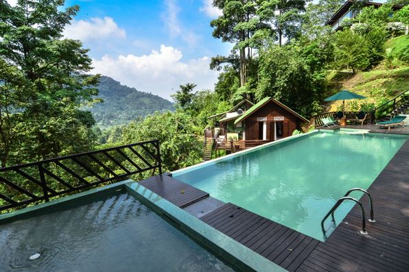  The Dusun Resort is a 12-acre orchard resort close to the Berembun Forest Reserve in Malaysia