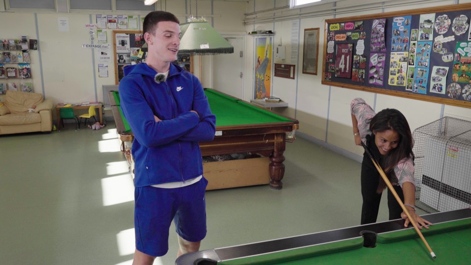  Scott took on Rice in a game of pool while he spoke to SunSport