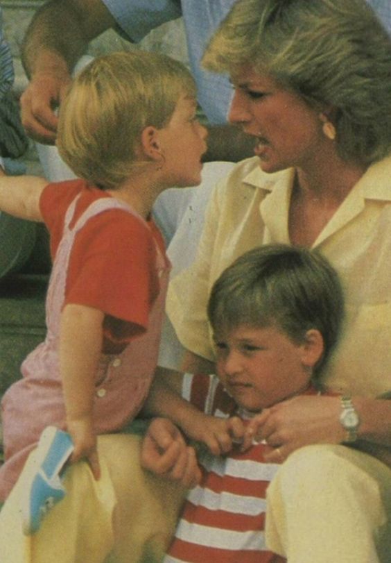  In 1987 Diana told off Prince Harry outside King Juan Carlos of Spain’s holiday villa