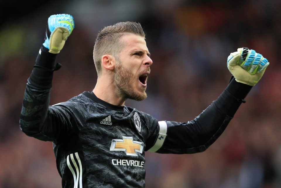  David De Gea is expected to sign a six-year contract extension at Manchester United but has not put pen to paper yet