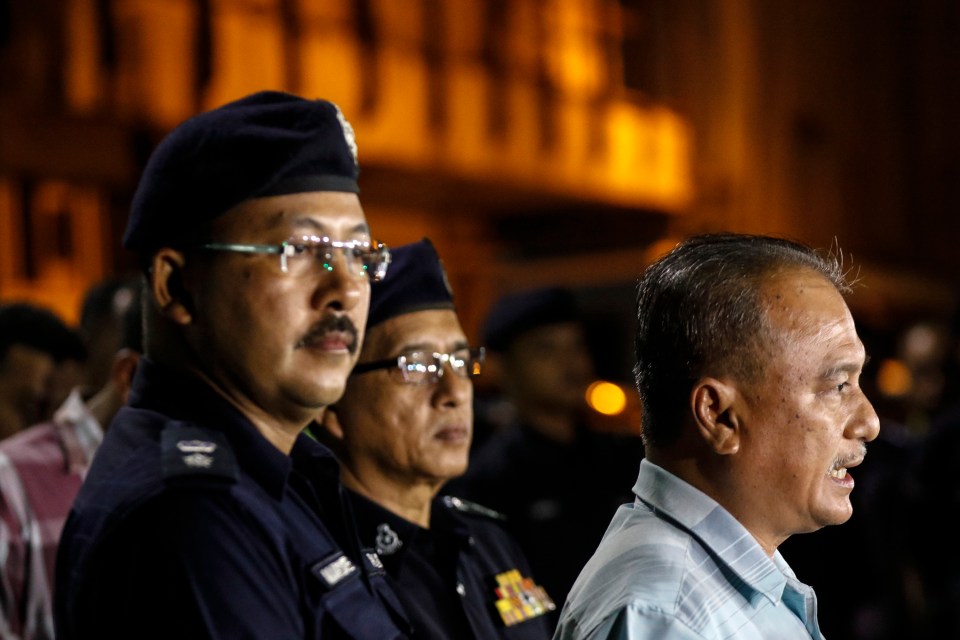  Negeri Sembilan's deputy police chief Che Zakaria Othman speaking at a press conference today