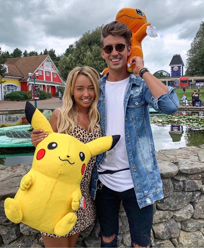 The couple recently enjoyed a date to Alton Towers