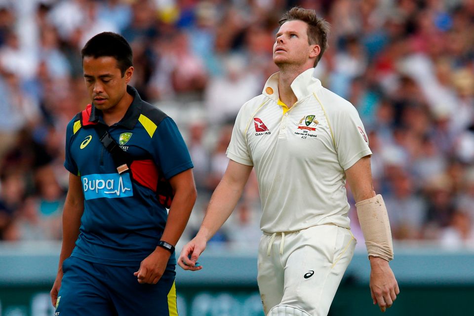  Smith, who was not wearing a stem guard, was reluctant to retire hurt and came back on to continue his innings