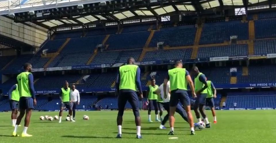  Frank Lampard showed up Tiemoue Bakayoko in training by stealing possession off the unwanted midfielder