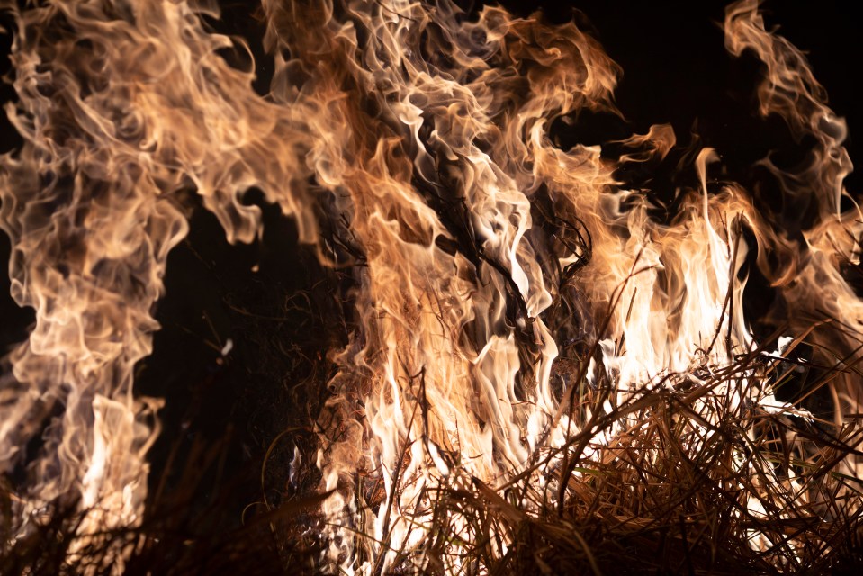  A fire rages on a farm in the Nova Santa Helena municipality of Mato Grosso