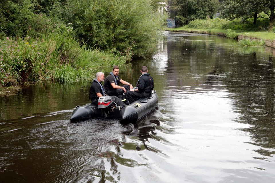  Dive teams worked their way up to Cooper Bridge from Red Doles Lane in Fartown