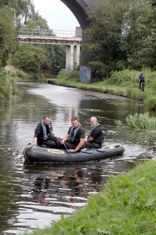  Underwater dive teams say they have found a body