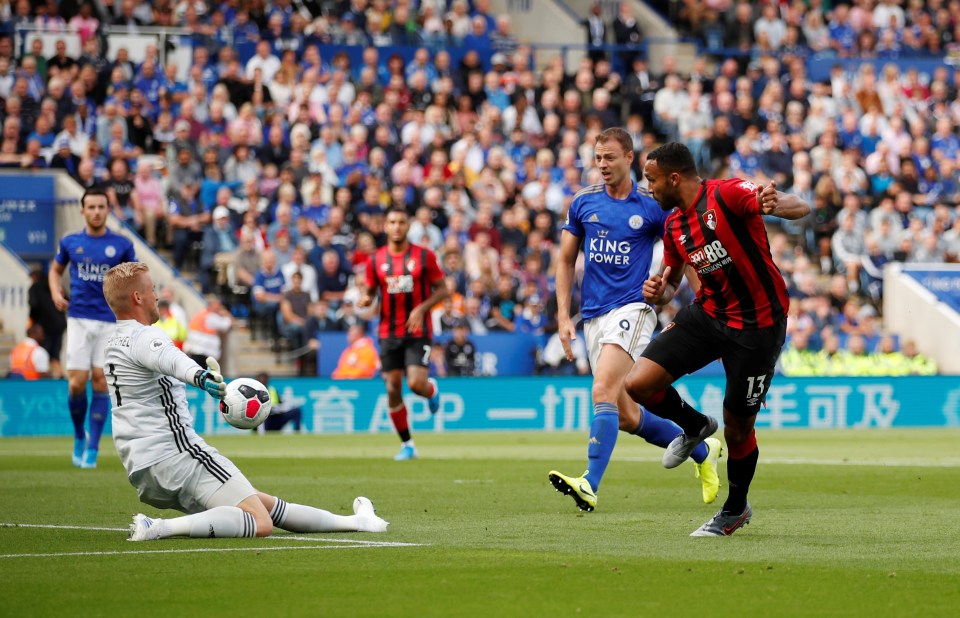  Callum Wilson pulled one back for Bournemouth in the 15th minute