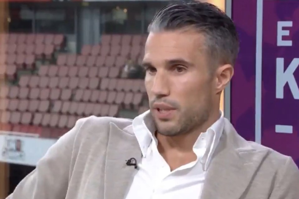  Robin van Persie has not been impressed with Arsenal boss Unai Emery