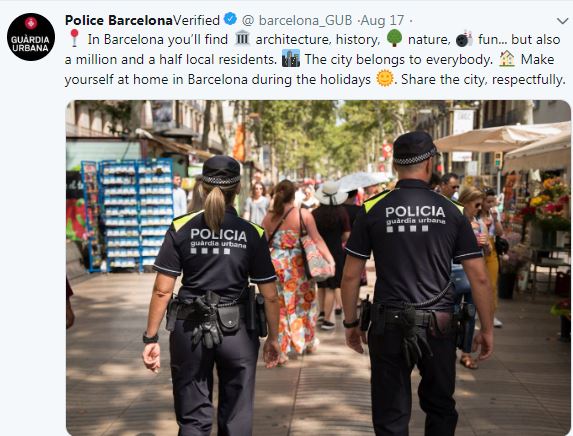  The Urban Guard of Barcelona has handed out 174 emergency clothing kits to beachgoers