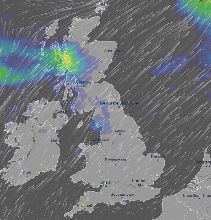  This UK weather chart for Friday, August 22, shows the UK will remain largely dry ahead of a scorching final summer weekend