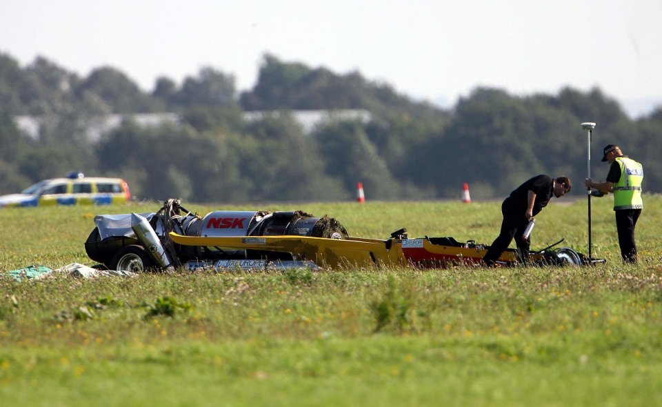  Cops looking at the car that Top Gear presenter Hammond crashed in near York