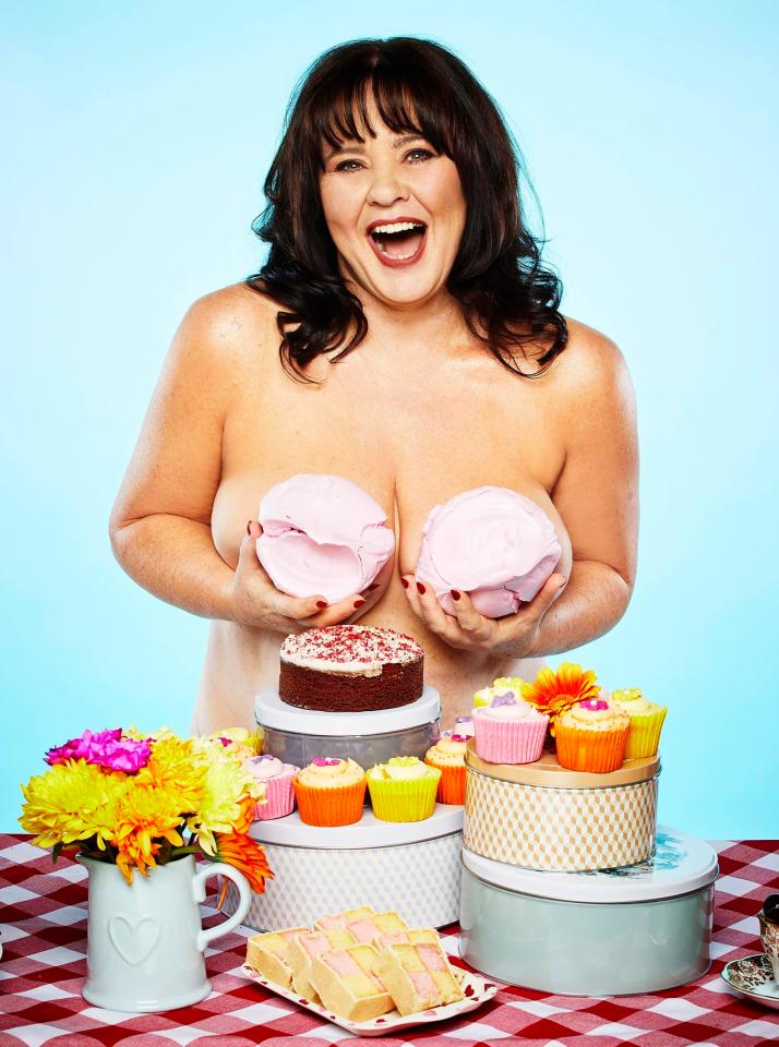  Coleen poses naked for a photoshoot after learning to accept her body