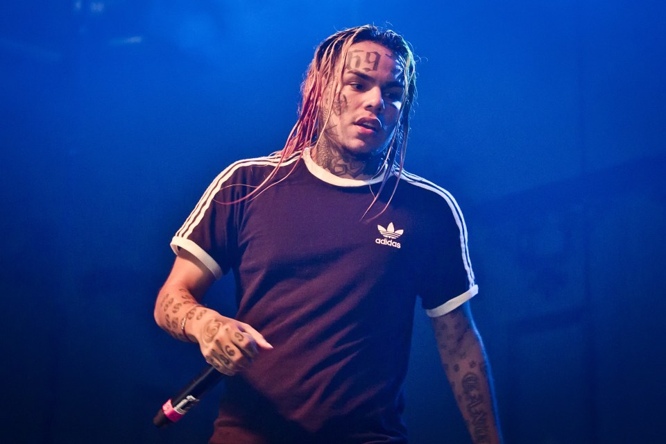  Tekashi 6ix9ine was raised in Brooklyn, New York, to a Mexican mother and a Puerto Rican father