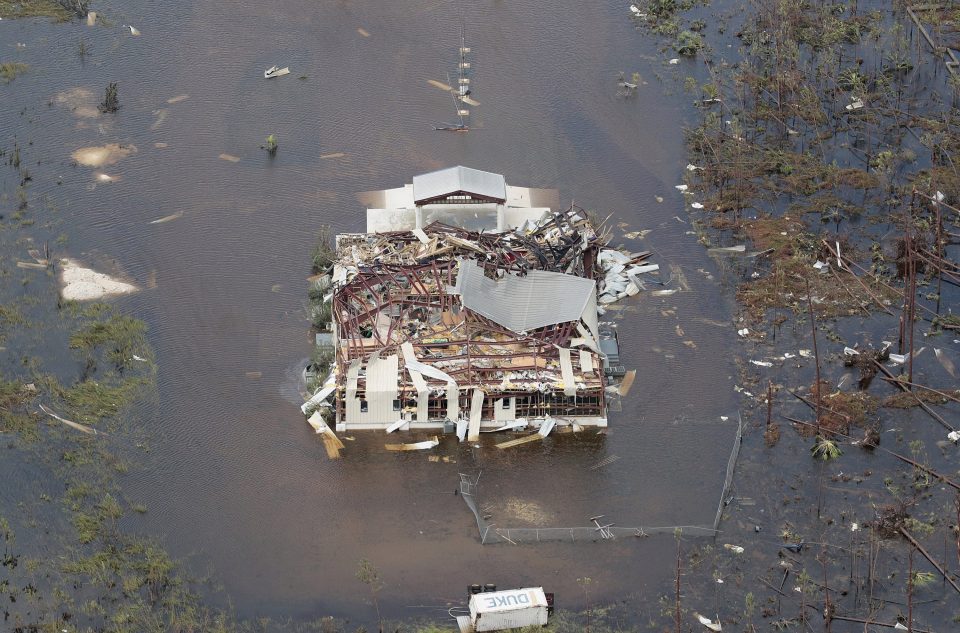  This house in the Bahamas was torn apart by the wind and waves