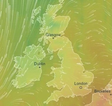  UK weather forecast - The UK is set for a hot week, with this weather map showing warm air sweeping in from the South over the UK on Wednesday