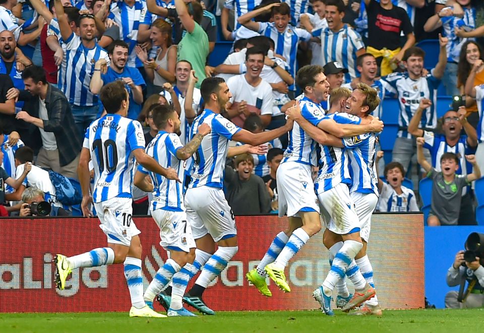  Nacho Monreal left the Gunners this summer to head back to Spain and poked in a rare goal as Real Sociedad beat Atletico Madrid