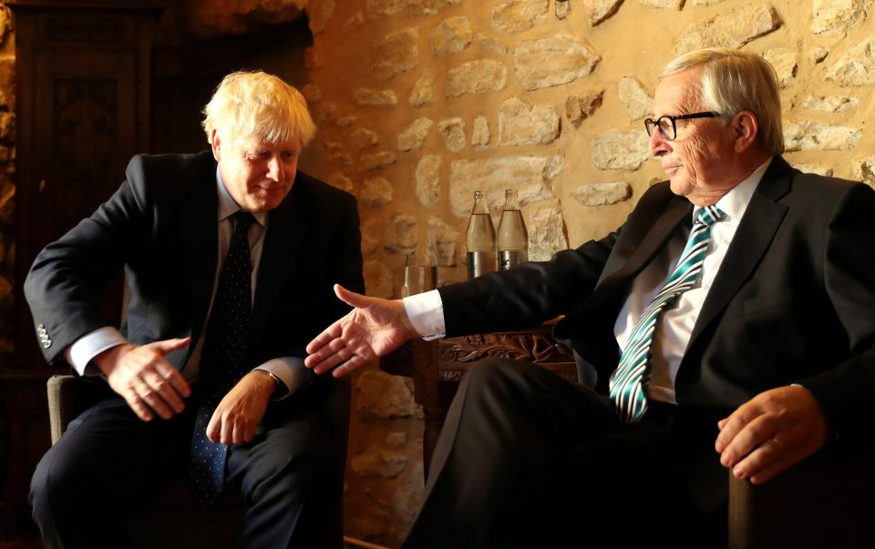  Boris Johnson and Jean-Claude Juncker shook hands on daily negotiations over lunch