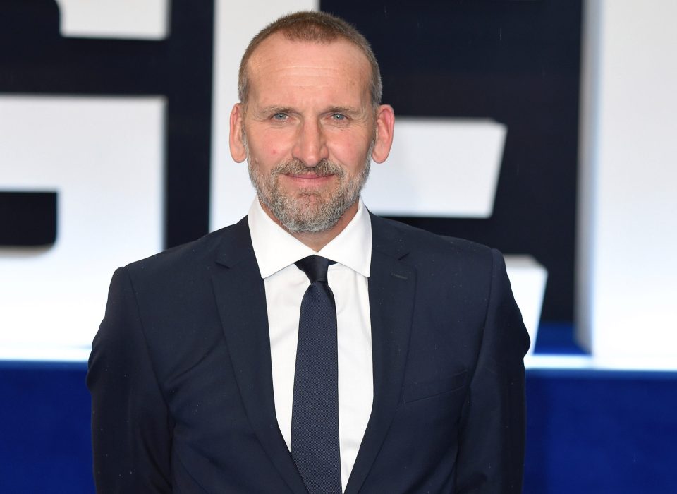  Christopher Ecclestone has recently opened up about his battle with anorexia