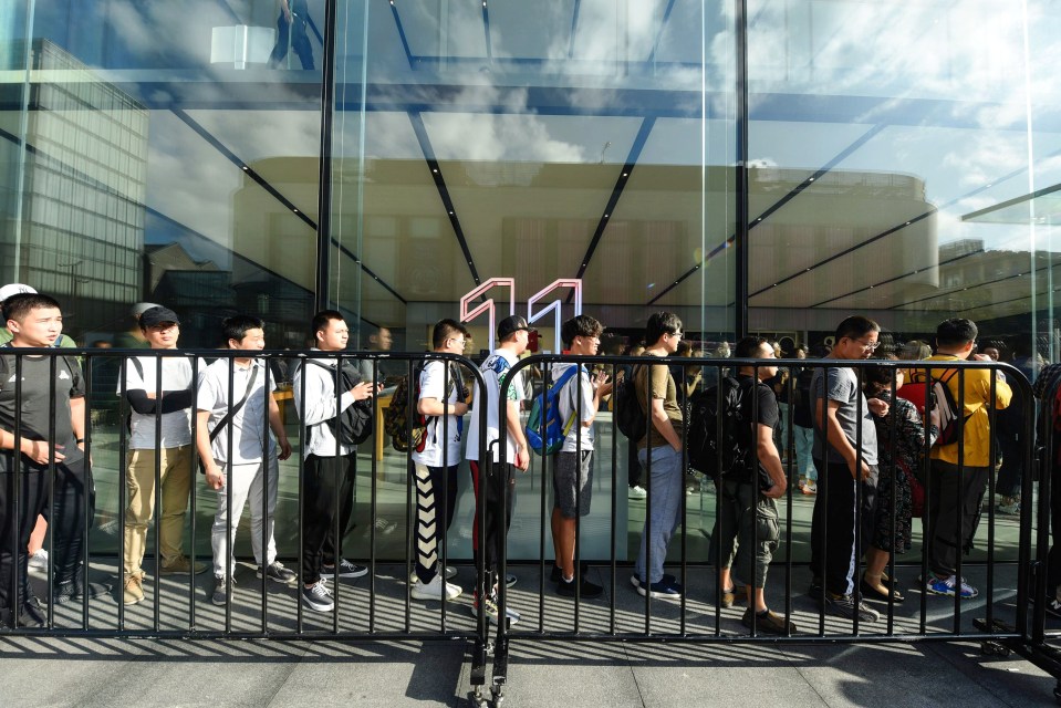 Queues formed outside an Apple store in Hangzhou in China