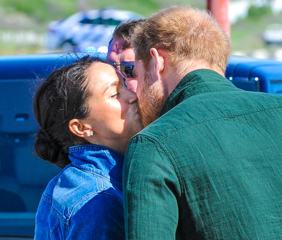  Meghan Markle and Prince Harry share a sweet kiss as the prince heads to another royal engagement and the duchess heads back to Archie