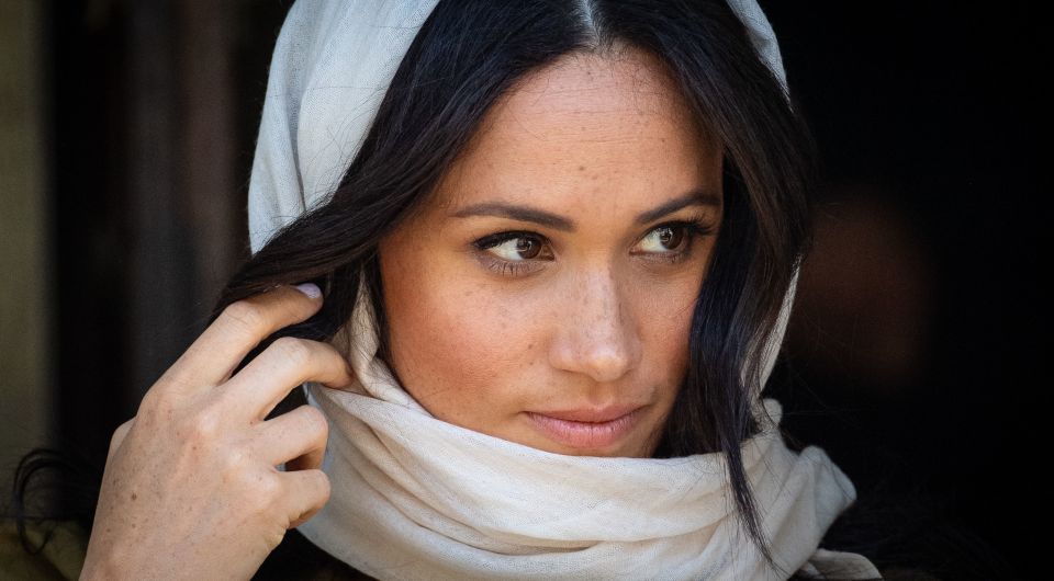  Meghan looked gorgeous as she donned a headscarf as a sign of respect for the mosque visit