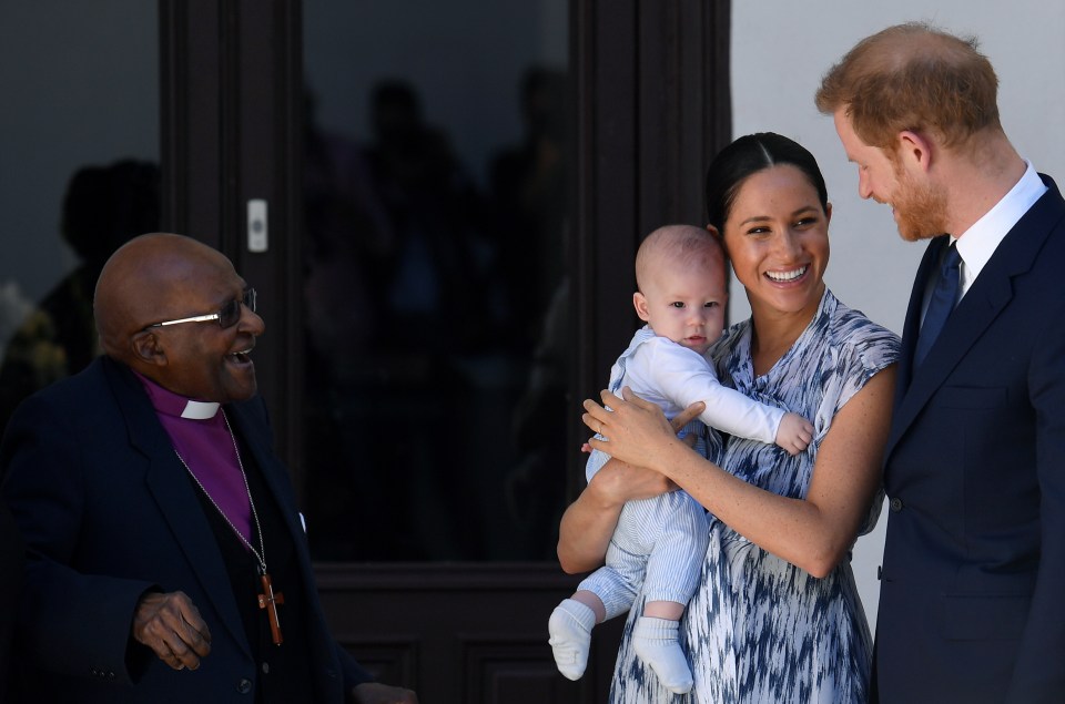  The young family appeared extremely happy on the visit