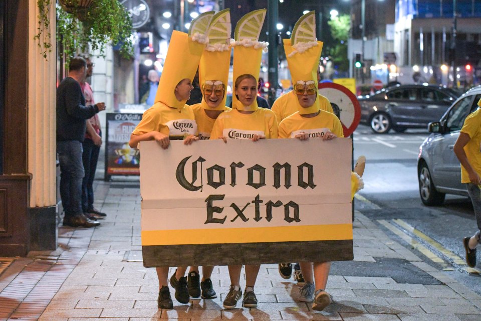  Another group of students turned up dressed as a pack of Corona Extra bottles