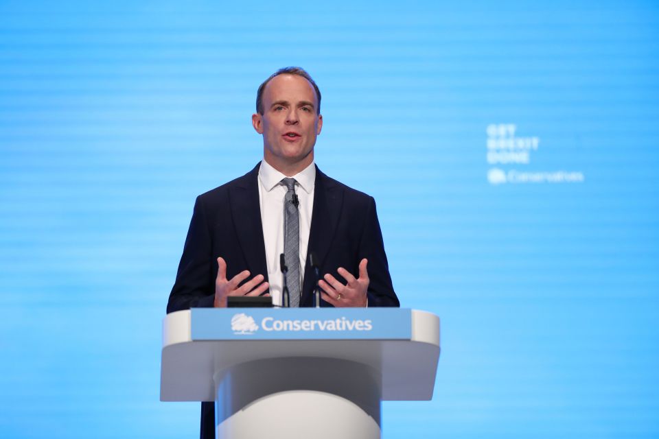  Dominic Raab warned Tory rebels notto help put Corbyn into No10