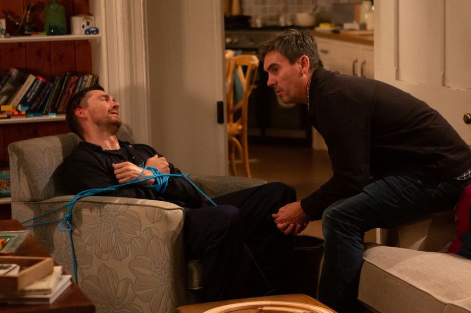 Cain tortures Pete until he reveals all about Moira's affair in Emmerdale