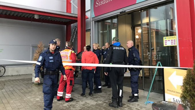  Cops cordoned off the entrance after the bloody stabbing spree