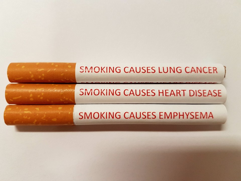  Researchers in Australia want health warnings printed on individual cigarettes to convince smokers to quit