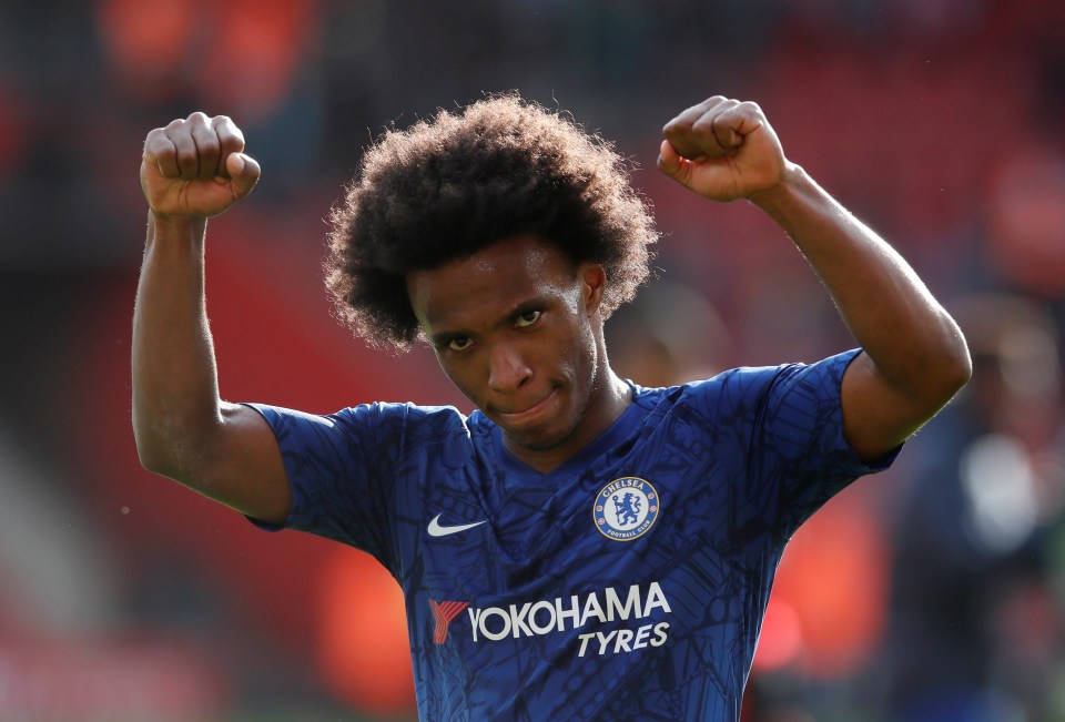  Willian was man-of-the-match in an easy win at St Mary's