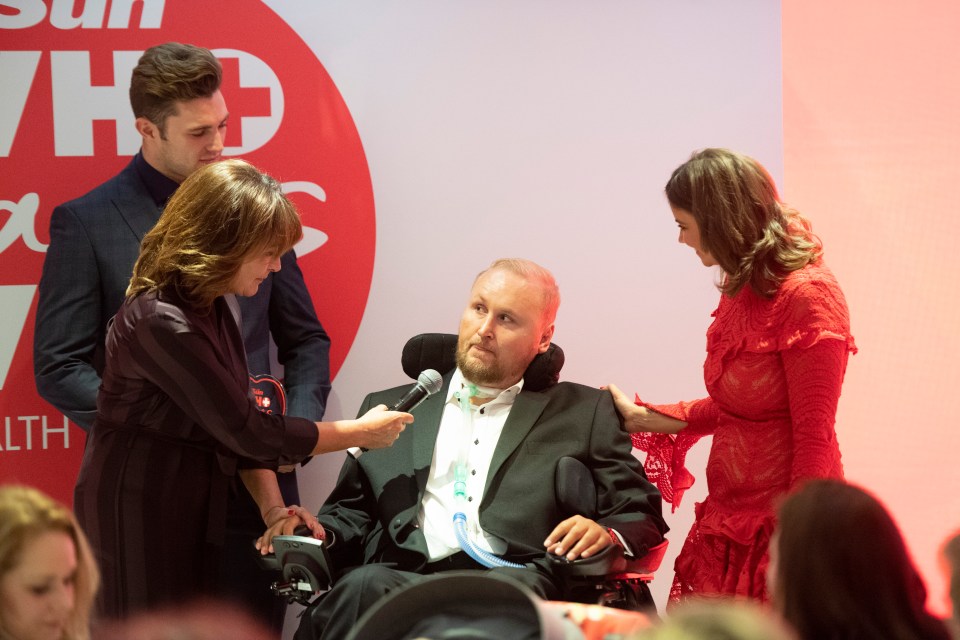  Lorraine Kelly, with Love Island's Curtis Pritchard and 'bowl babe' blogger Deborah James, chats to Best Health Charity winner Matt Hampson