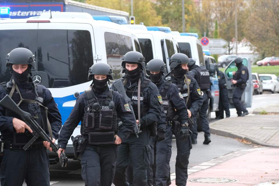  Hundreds of armed cops are now patrolling the streets of Halle