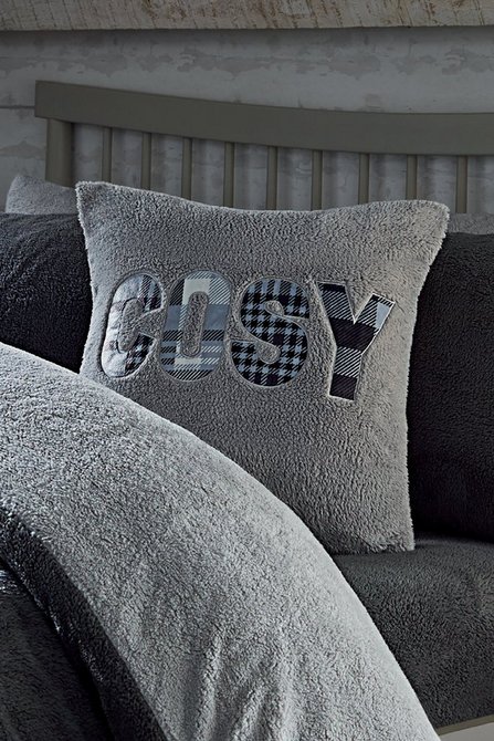  Homeware brand Studio is selling a 'Cosy Teddy Fleece Duvet Set' for more than 50 per cent off